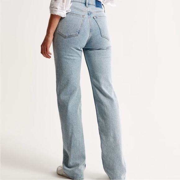Abercrombie & Fitch ‘90s relaxed jeans | 26 - Picture 2 of 14